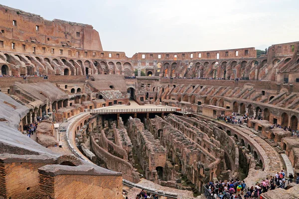 意大利 2017年10月01日 罗马竞技场 竞技场或 Coloseo 弗拉维安露天剧场有史以来最大的标志古罗马帝国 — 图库照片