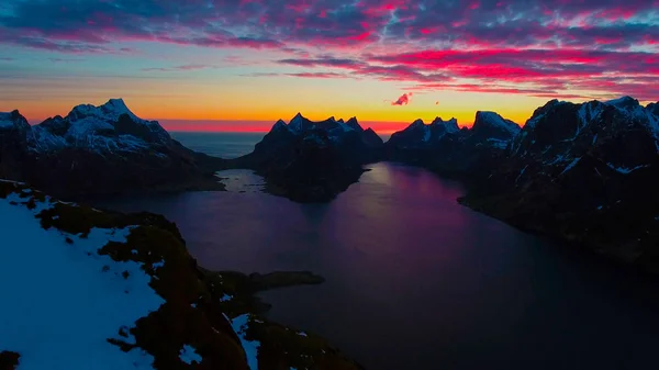 Havadan görünümü, Lofoten Adaları, Reine, Norveç — Stok fotoğraf
