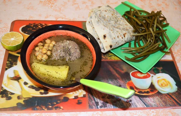 Kufta Bozbash Cuisine nationale azerbaïdjanaise — Photo