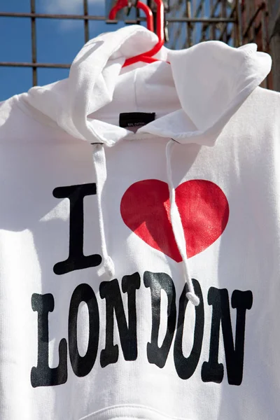 T-shirt mit singen ich liebe london — Stockfoto