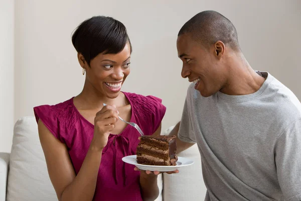 couple sharing cake