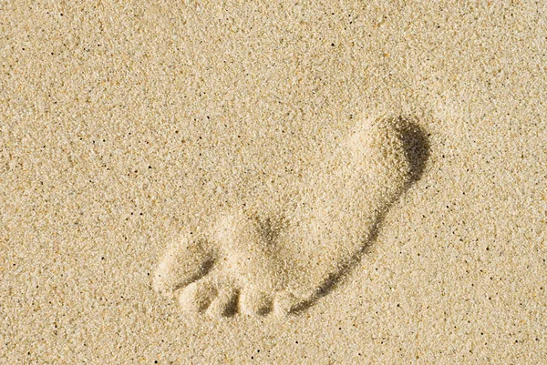 Людський слід на піску — стокове фото