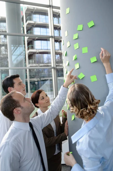 Team Brainstorming Sticky Notes — Foto Stock