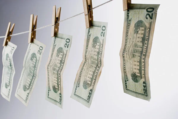 Bankovky Které Jsou Drženy Prádelní Šňůru Visí Řadě — Stock fotografie