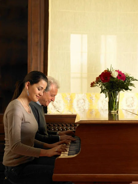Senior Father Daughter Playing Duet — Stock Photo, Image