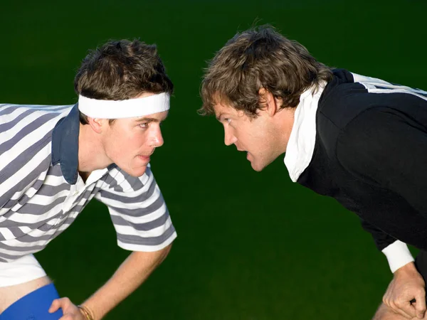 Rivaliserende Rugbyspillere Nær Sikt – stockfoto
