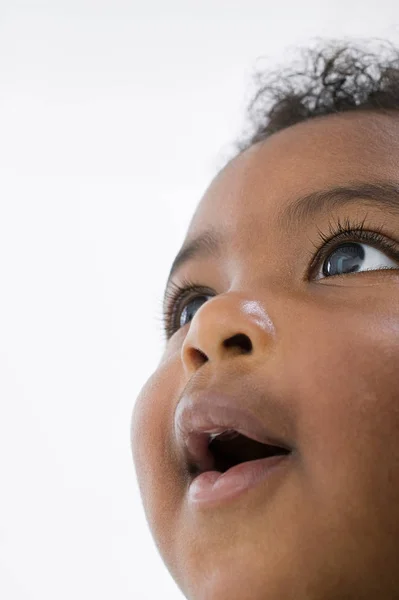 Gezicht Van Baby Jongen Geïsoleerd Witte Achtergrond — Stockfoto