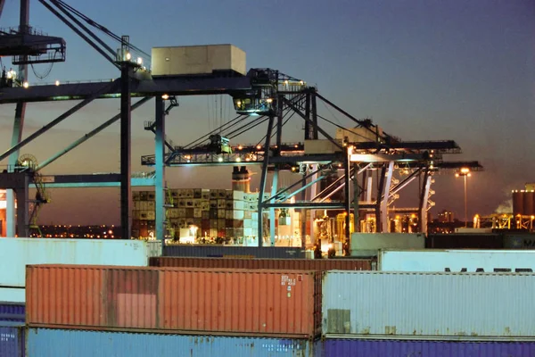 Poort Met Containers Nacht Verlicht — Stockfoto