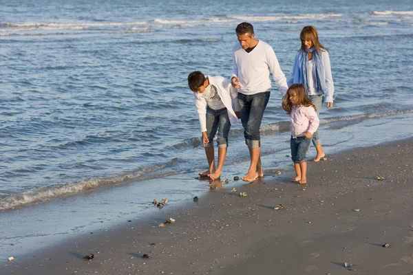 Familie Hat Spaß Strand — Stockfoto