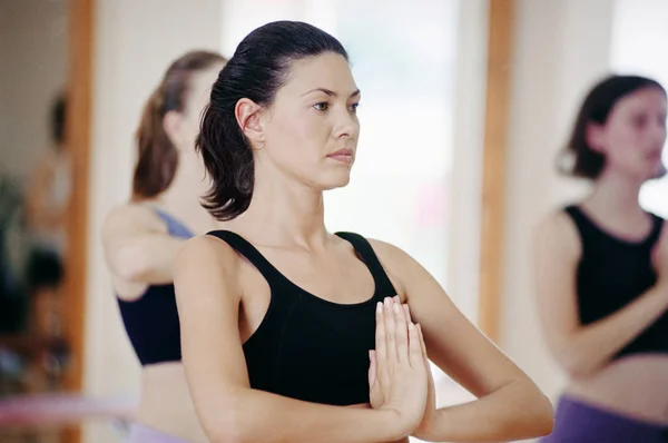 Women Practising Yoga Gym — 스톡 사진