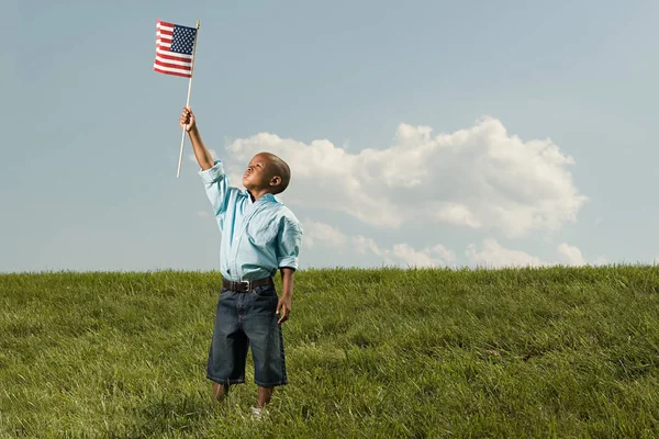 Αγόρι Αμερικάνικη Σημαία — Φωτογραφία Αρχείου