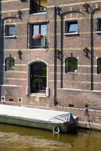 Vista Alto Angolo Costruzione Canale Amsterdam Paesi Bassi — Foto Stock