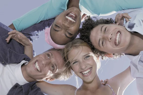 Gruppe Von Freunden Die Spaß Haben — Stockfoto