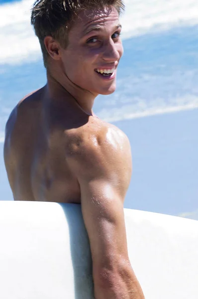 Surfer Beach Smiling — Stock Photo, Image