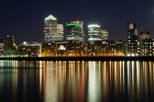 Canary Wharf Night Front River Londres Reino Unido — Fotografia de Stock