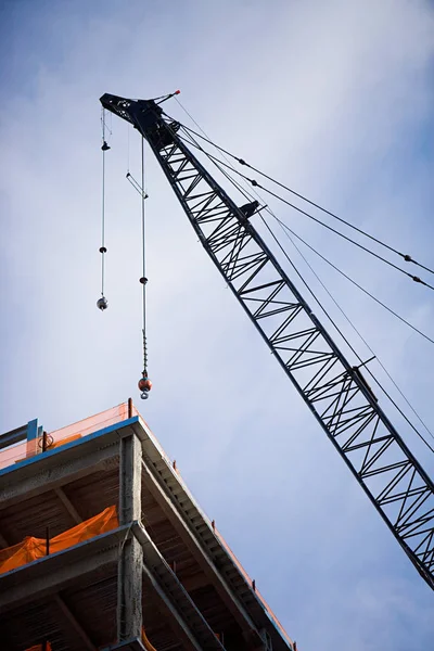 Vista Inferiore Della Gru Costruzione — Foto Stock