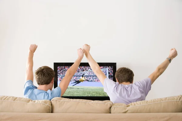Two Young Men Cheering Football — Stock Photo, Image