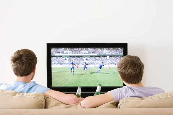Two Young Men Watching Football — Stock Photo, Image