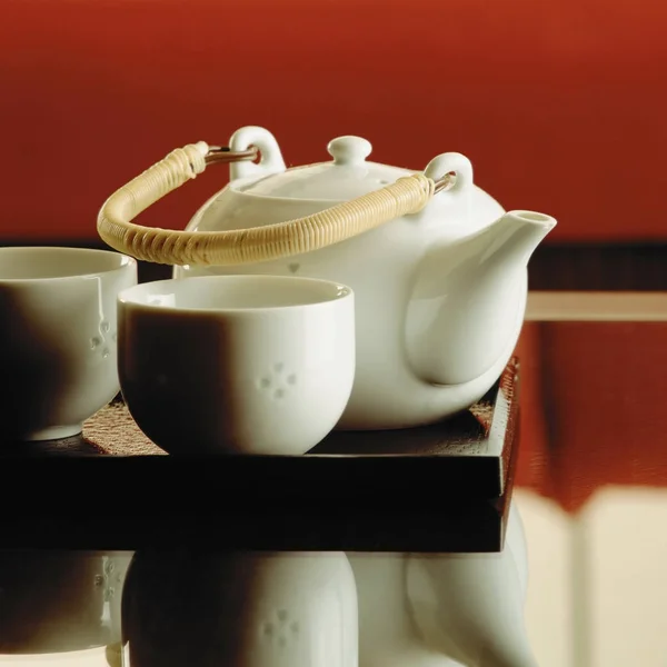 Крупним Планом Чайник Чашки Столі — стокове фото
