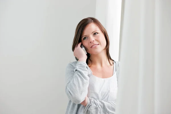 Frau Telefoniert — Stockfoto