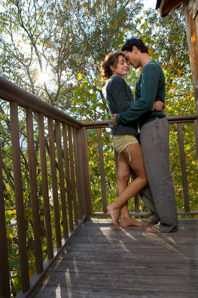 Casal Livre Varanda — Fotografia de Stock