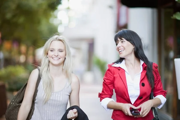 Vrouwen Hun Weg Naar Het Kantoor — Stockfoto