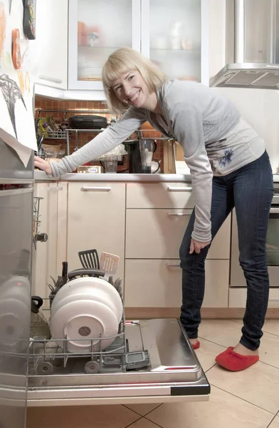 Woman Putting Dishes Dishwasher — Stock Photo, Image