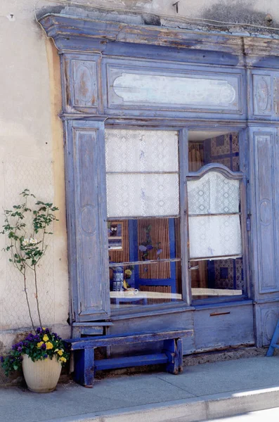La Maison Bleue, nr Luberon — стокове фото