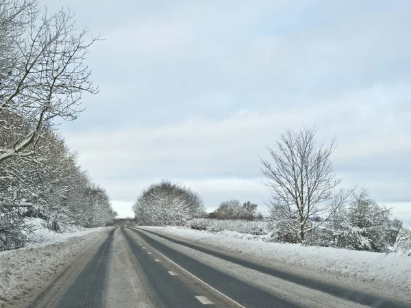 Straße Durch Verschneite Landschaft Berwickshire Schottland — Stockfoto