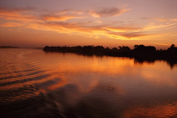 Fluss Nil Bei Sonnenuntergang — Stockfoto