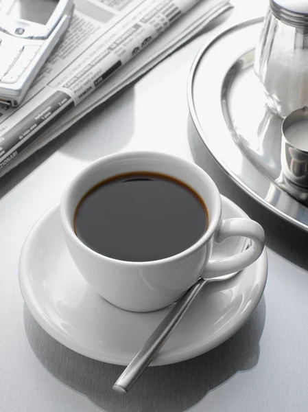 テーブルの上にブラックコーヒー — ストック写真