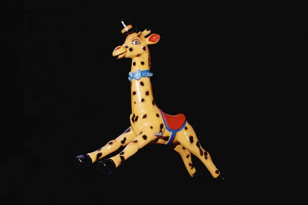 Girafa passeio de brinquedo para crianças — Fotografia de Stock