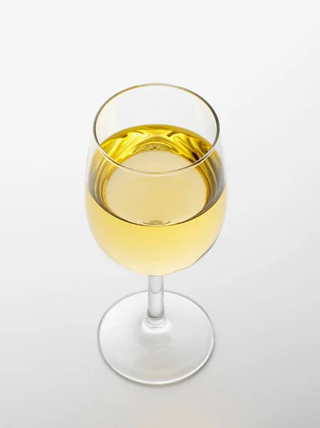 Vino Bianco Isolato Fondo Bianco — Foto Stock