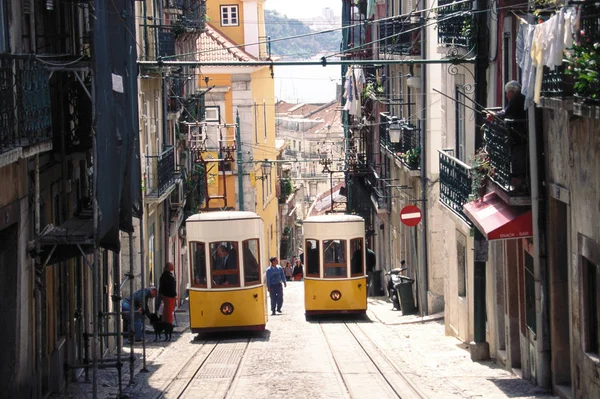 Tram Lisbona Portogallo — Foto Stock