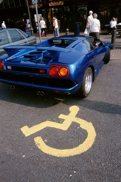 Sports Car Parked Disabled Bay — Stock Photo, Image