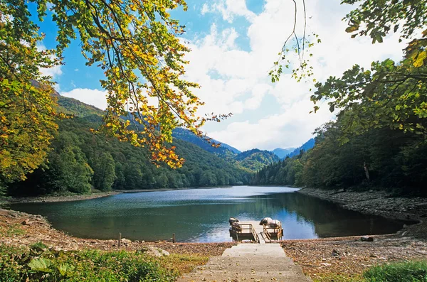 Lago Montenanabol Durante Dia Ensolarado — Fotografia de Stock