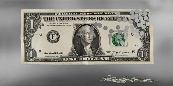 Lyukak egy egydolláros bankjegyben — Stock Fotó