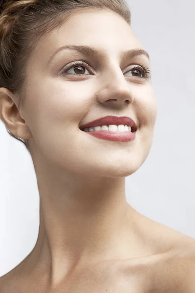 Retrato Estudio Una Joven Hermosa Sofisticada — Foto de Stock