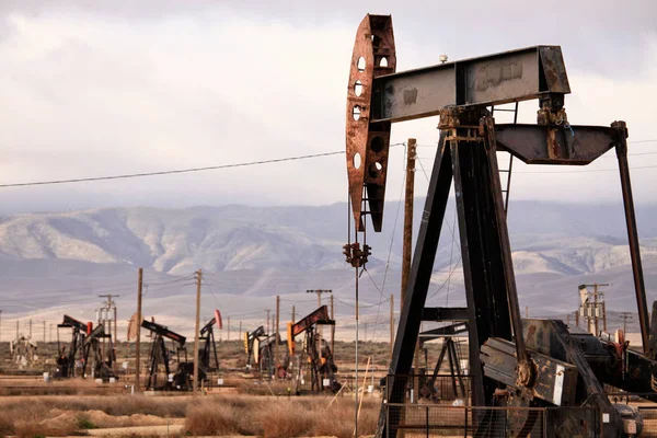 Derricks Pozo Petróleo California — Foto de Stock