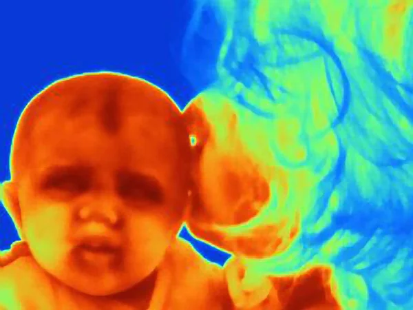 Imagem Térmica Bebê Mãe Três Meses Idade — Fotografia de Stock