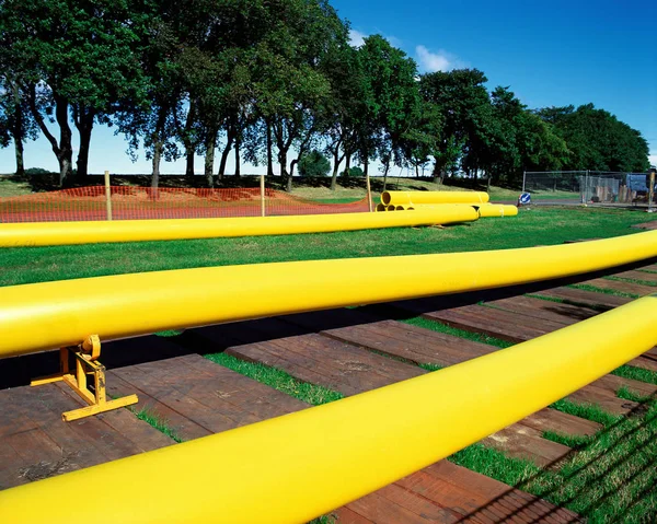 Yellow Industrial Piping Sunny Day — Stock Photo, Image