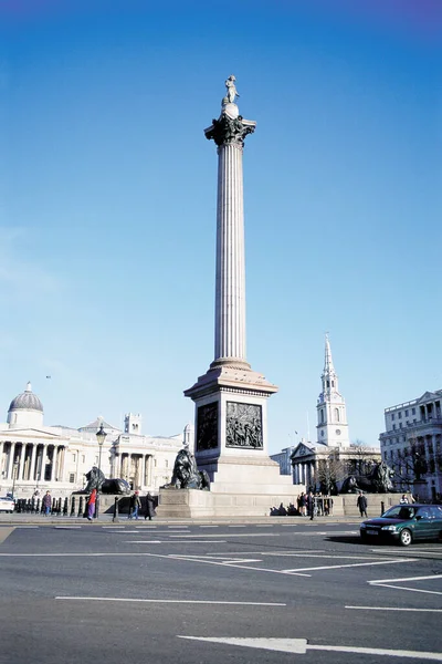 Nelson Column Boven Blauwe Lucht — Stockfoto