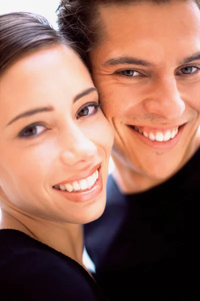 Retrato Pareja Feliz — Foto de Stock