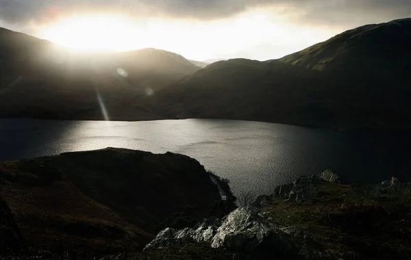 Hög vinkel på sjö, Wales, Storbritannien — Stockfoto