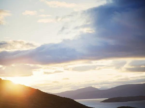 Sunburst Från Bakom Skotsk Highland Hill North West Highlands Skottland — Stockfoto