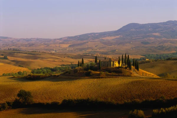 Villa Vlakbij Heuvels Toscane — Stockfoto