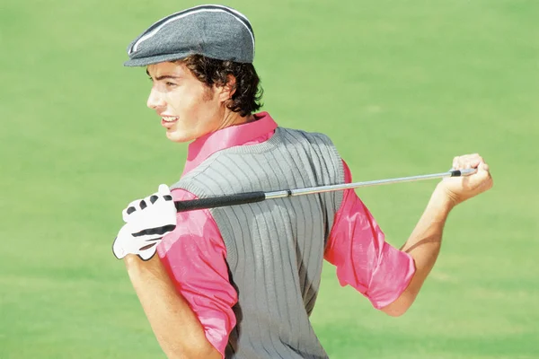 Hombre Jugando Golf Campo — Foto de Stock