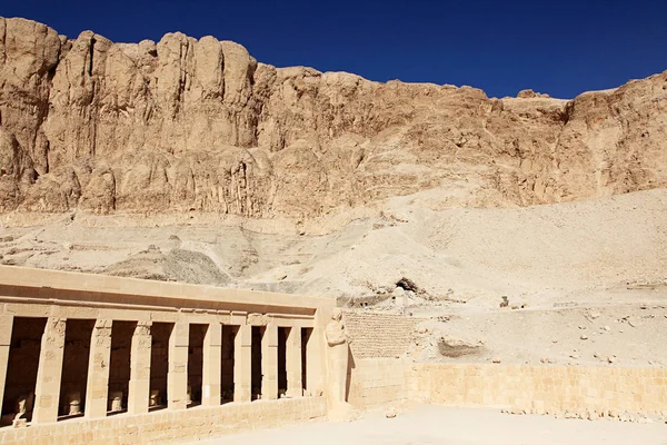 Temple Hatshepsut Blue Sky — Stock Photo, Image