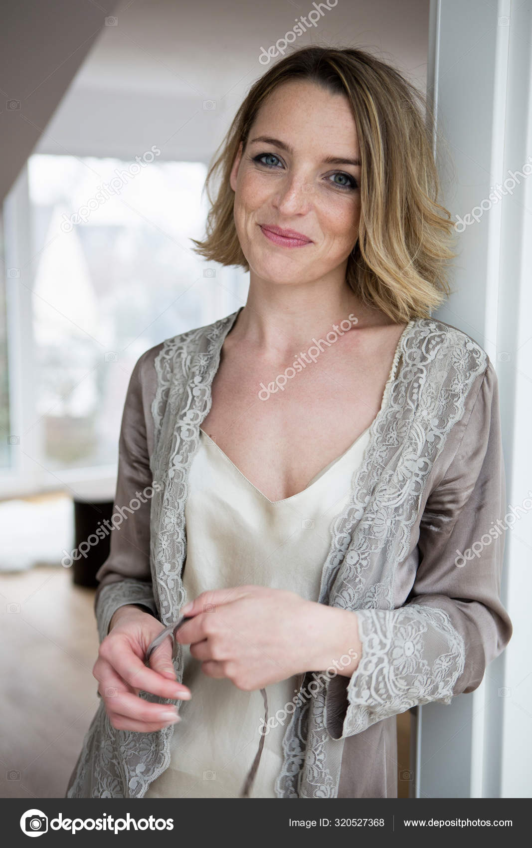 woman wearing night dress
