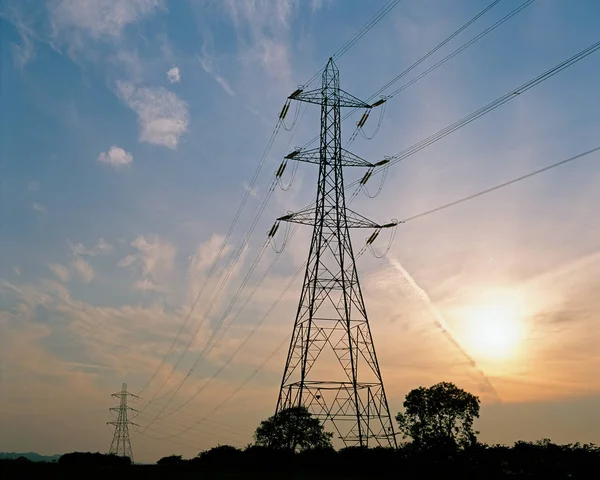 Pilón Electricidad Durante Puesta Del Sol — Foto de Stock